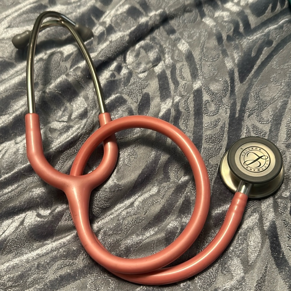 Littmann classic 3 stethoscope in pearl pink